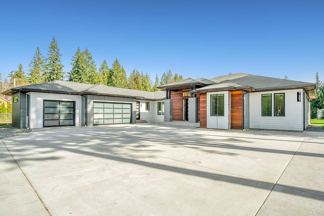 Cost to Build a Ranch-Style House (2026)